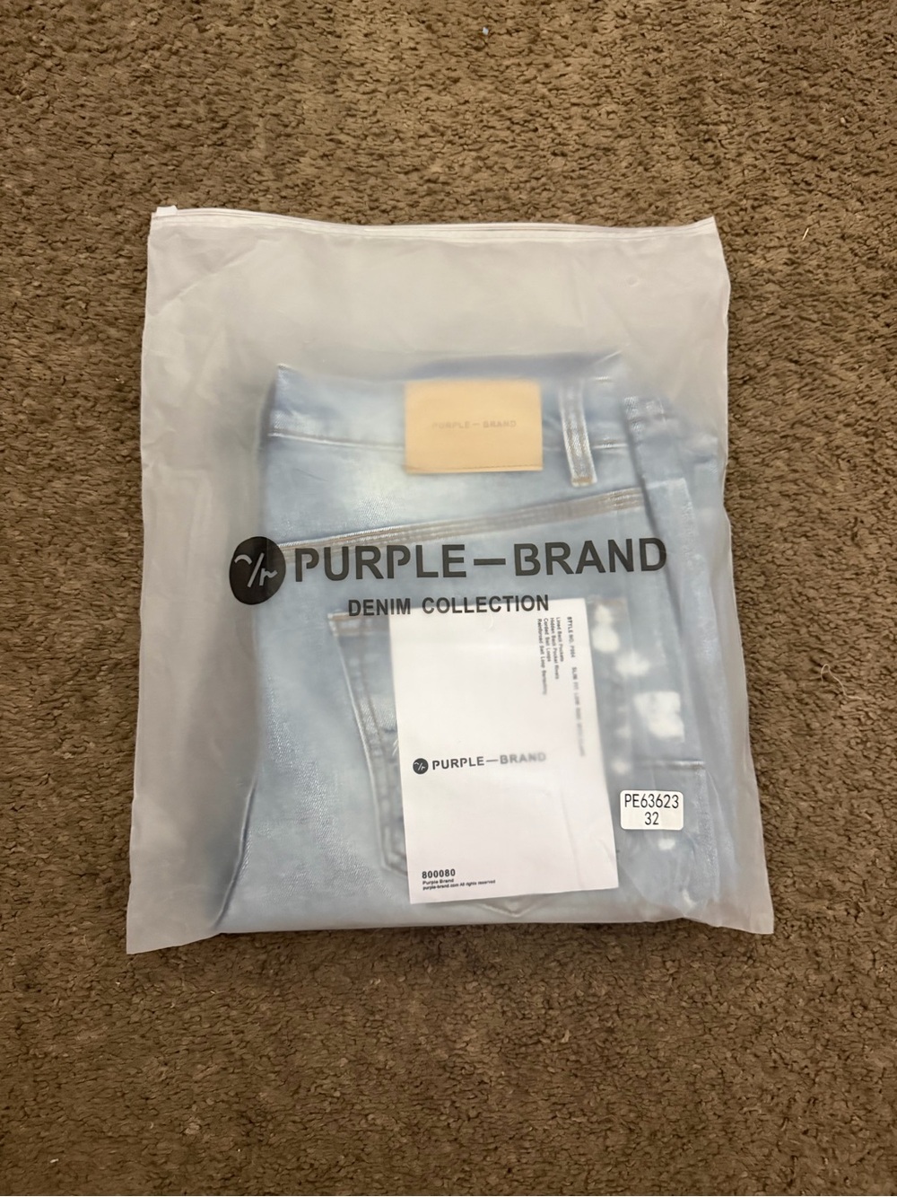 Purple Brand Men’s Light Wash flare jeans!
